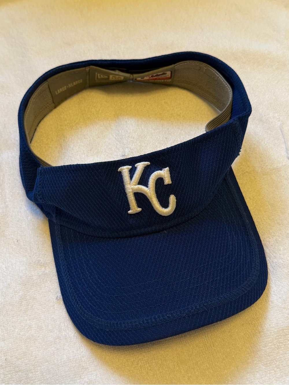 New Era Kansas City Royals Visor blue with White KC Embroidery Official